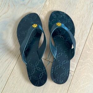 Tory Burch Classic flip-flop, black size  7.5